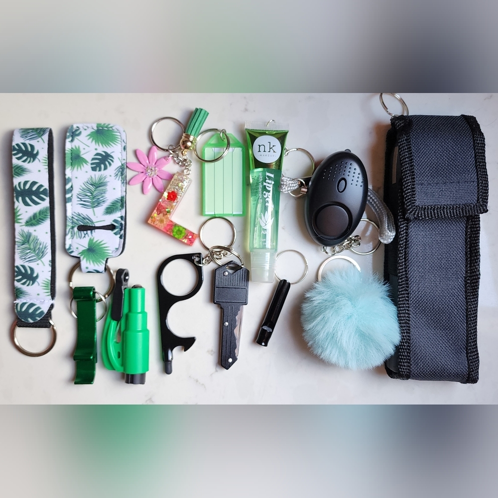 Self defense keychain green